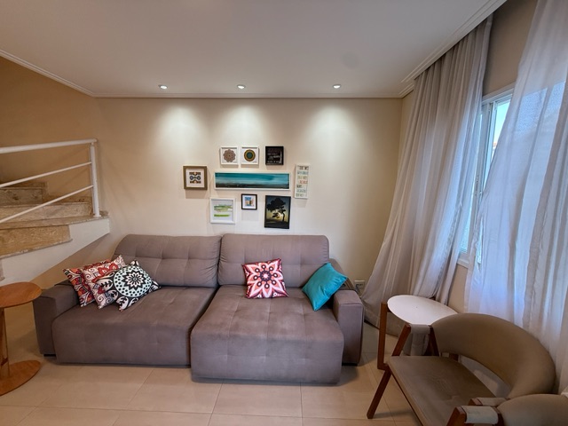 Casa com 140m² 3 quartos e 3 banheiros, para alugar, no bairro Portais (Polvilho) em Cajamar