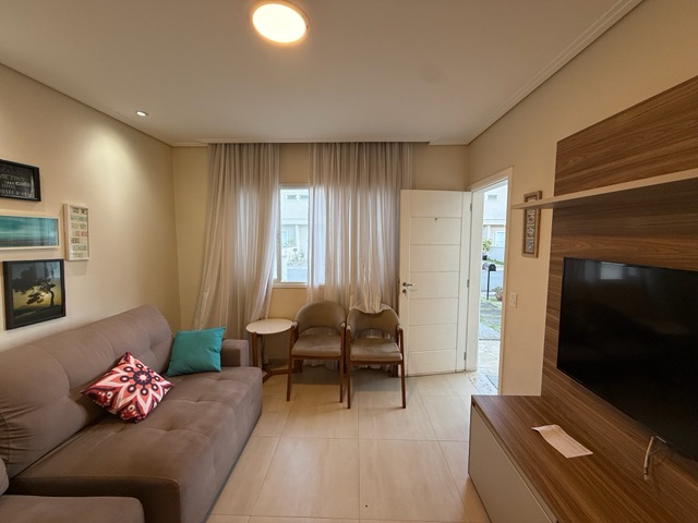 Casa com 140m² 3 quartos e 3 banheiros, para alugar, no bairro Portais (Polvilho) em Cajamar