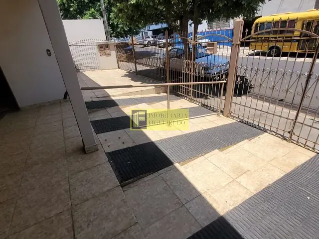 Casa com 130m² 2 quartos e 2 banheiros, para alugar, no bairro Vila Santa Isabel em São José do Rio Preto