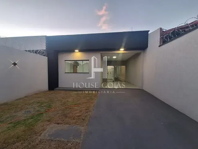 Casa 3 quartos e 2 banheiros, à venda, no bairro Parque das Nações em Aparecida de Goiânia