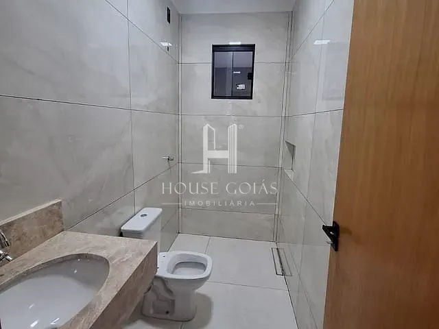 Casa 3 quartos e 2 banheiros, à venda, no bairro Parque das Nações em Aparecida de Goiânia