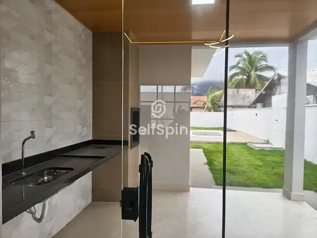 Casa com 480m² 3 quartos e 3 banheiros, para alugar, no bairro Praia de Itaipuaçu (Itaipuaçu) em Maricá