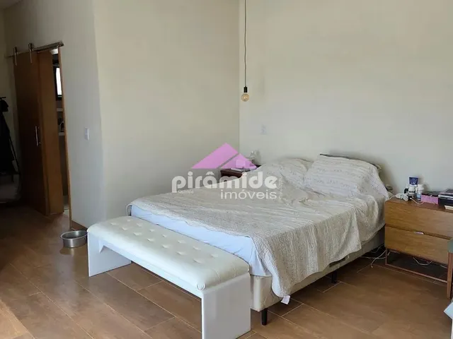 Casa com 1114m² 4 quartos e 5 banheiros, à venda, no bairro Condomínio Colinas do Parahyba em São José Dos Campos