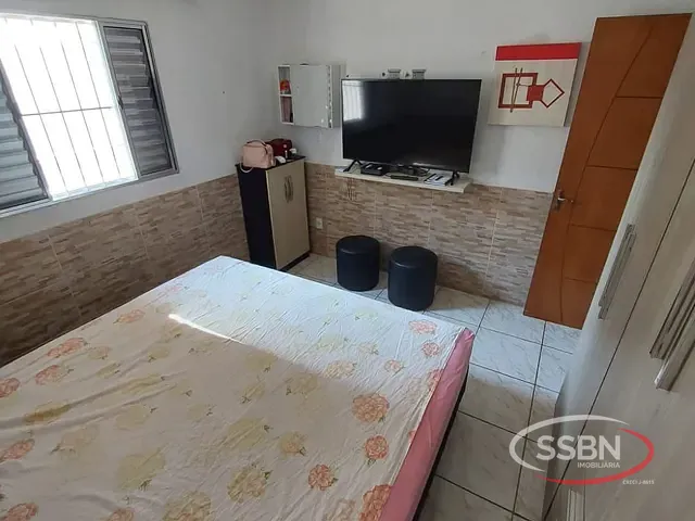 Casa 2 quartos e 1 banheiro, à venda, no bairro Parque Residencial Triunfo em Nova Odessa