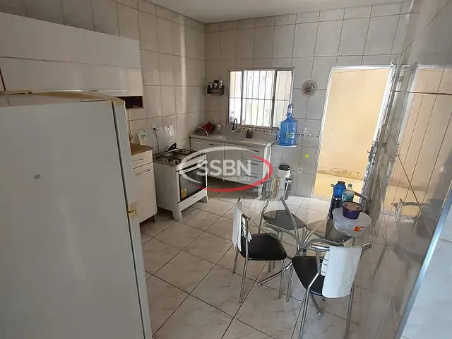 Casa 2 quartos e 1 banheiro, à venda, no bairro Parque Residencial Triunfo em Nova Odessa