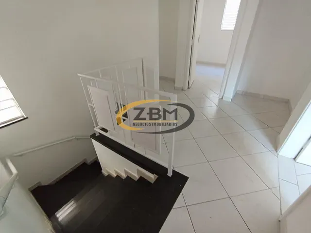 Sala para alugar, no bairro Centro em Londrina