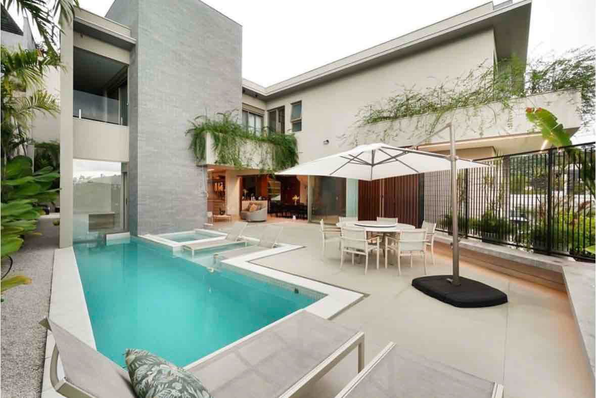 Casa em Alphaville — foto 1
