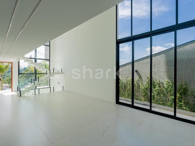 Casa com 420m² 3 quartos e 6 banheiros, à venda, no bairro Colinas da Anhangüera em Santana de Parnaíba