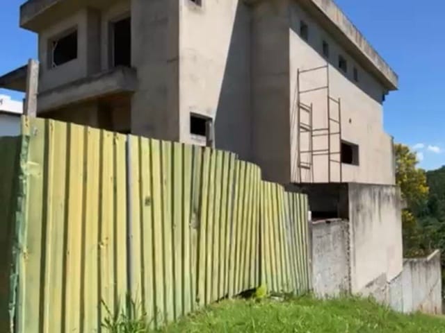 Casa com 450m² 4 quartos e 7 banheiros, à venda, no bairro Alphaville em Santana de Parnaíba