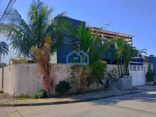 Casa com 166m² 2 quartos e 2 banheiros, à venda, no bairro Massaguaçu em Caraguatatuba
