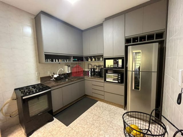 Casa com 273m², à venda, no bairro Alto do Cardoso em Pindamonhangaba