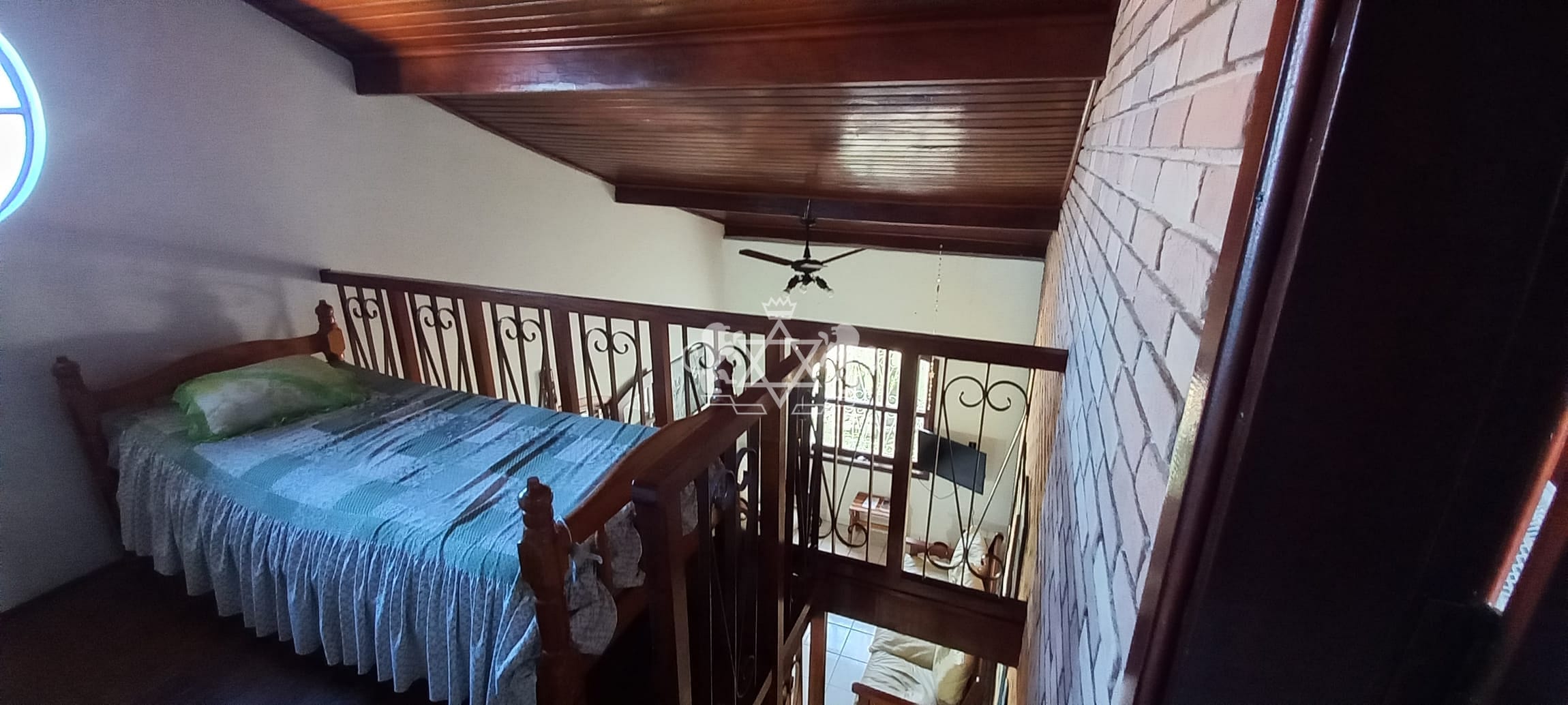Casa à venda com 4 quartos, 200m² - Foto 15