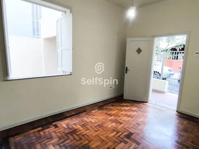 Casa 3 quartos e 2 banheiros, para alugar, no bairro Icaraí em Niterói