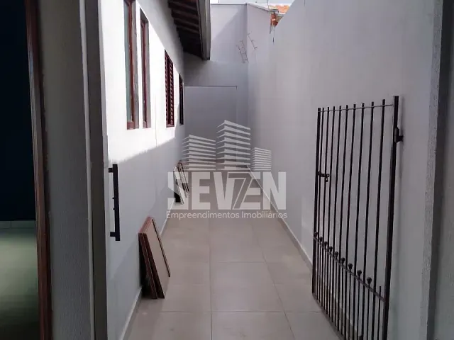 Casa com 184m² 3 quartos e 1 banheiro, à venda ou para alugar, no bairro Jardim Terra Branca em Bauru