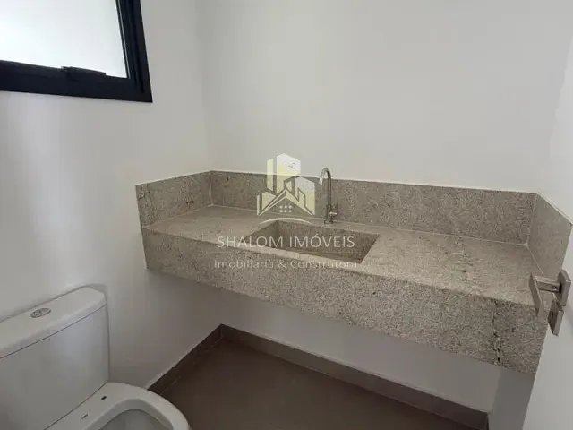 Casa com 209m² 3 quartos e 2 banheiros, à venda, no bairro Planalto em Belo Horizonte