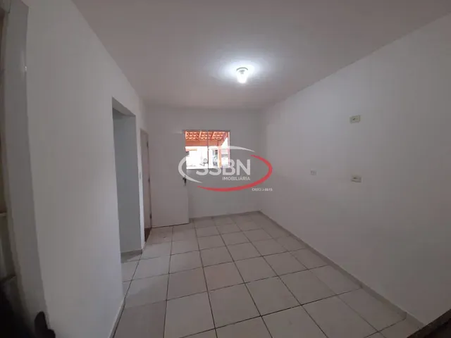 Casa 2 quartos e 1 banheiro, à venda, no bairro Jardim da Alvorada em Nova Odessa