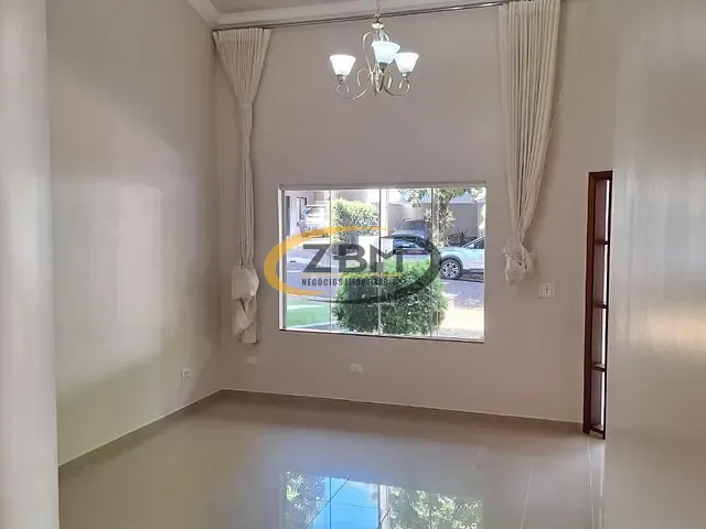 Casa com 250m² 4 quartos e 4 banheiros, à venda, no bairro Aragarça em Londrina