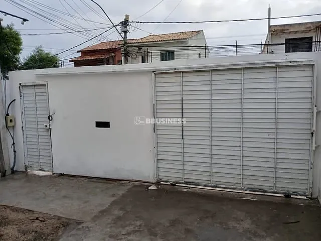Casa à venda, no bairro Parque Julião Nogueira em Campos dos Goytacazes