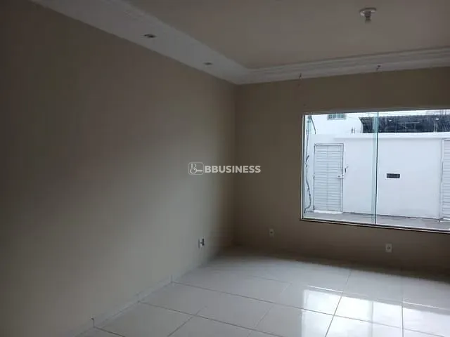 Casa à venda, no bairro Parque Julião Nogueira em Campos dos Goytacazes