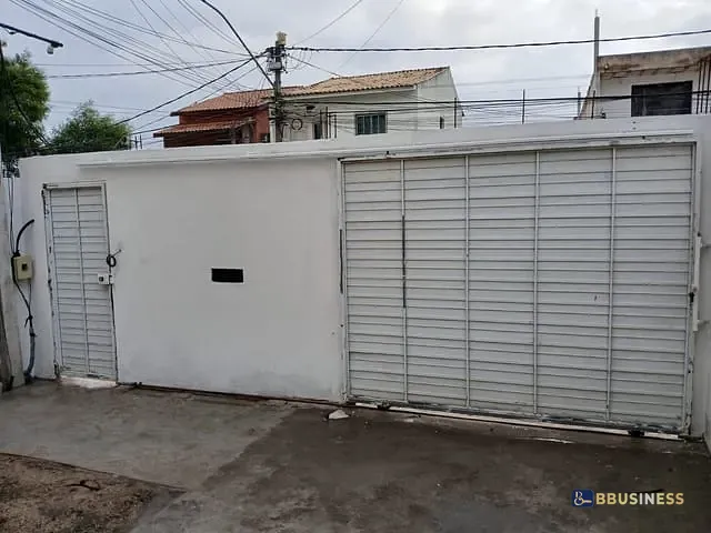 Casa à venda, no bairro Parque Julião Nogueira em Campos dos Goytacazes