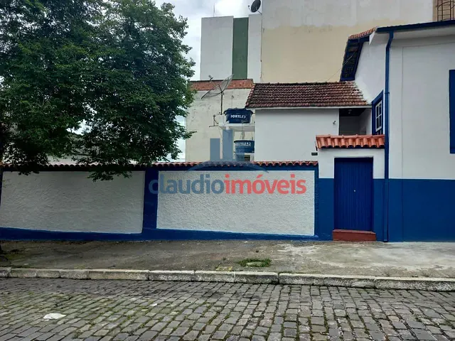 Casa à venda, no bairro Centro em Resende