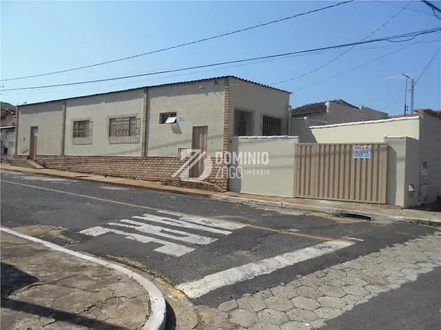 Casa com 150m² 3 quartos e 2 banheiros, à venda, no bairro Boa Vista em Uberaba