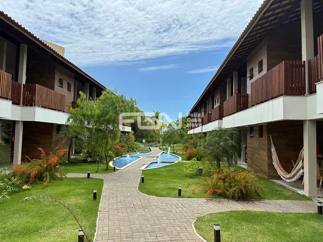 Casa 2 quartos e 3 banheiros, à venda, no bairro Itacimirim (Monte Gordo) em Camaçari