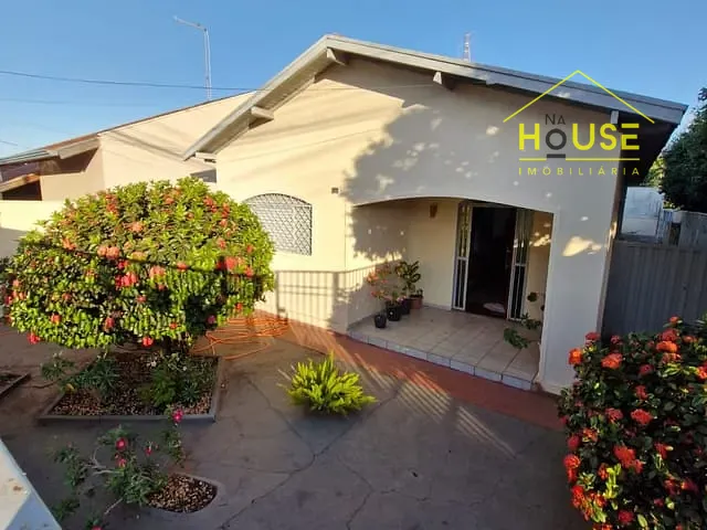 Casa 3 quartos e 2 banheiros, à venda, no bairro Patrimônio Novo em Votuporanga