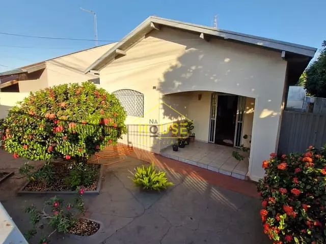 Casa 3 quartos e 2 banheiros, à venda, no bairro Patrimônio Novo em Votuporanga
