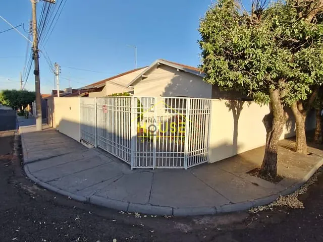 Casa 3 quartos e 2 banheiros, à venda, no bairro Patrimônio Novo em Votuporanga