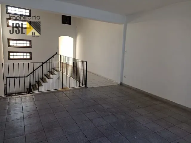 Casa com 285m² 1 quarto e 3 banheiros, à venda, no bairro Vila Resende em Caçapava