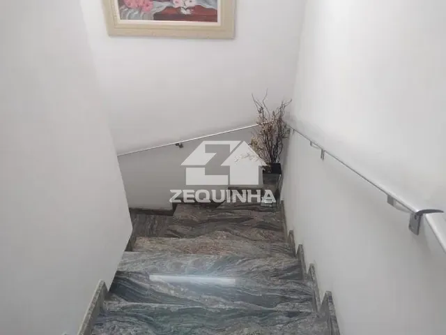 Casa com 216m² 3 quartos e 3 banheiros, à venda, no bairro Pestana em Osasco