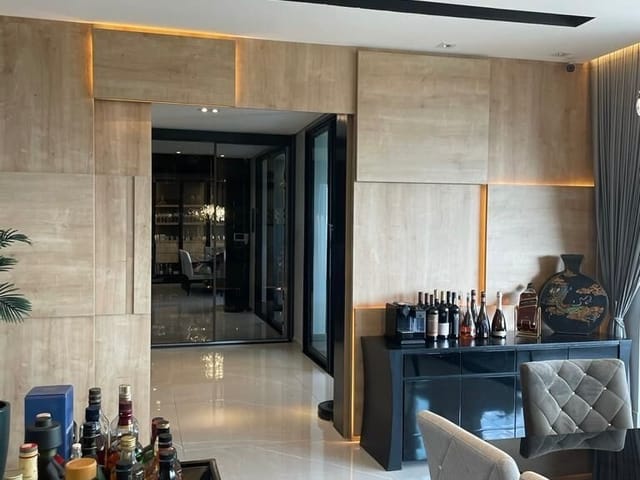 Casa com 525m² 5 quartos e 8 banheiros, à venda, no bairro Tamboré em Santana de Parnaíba