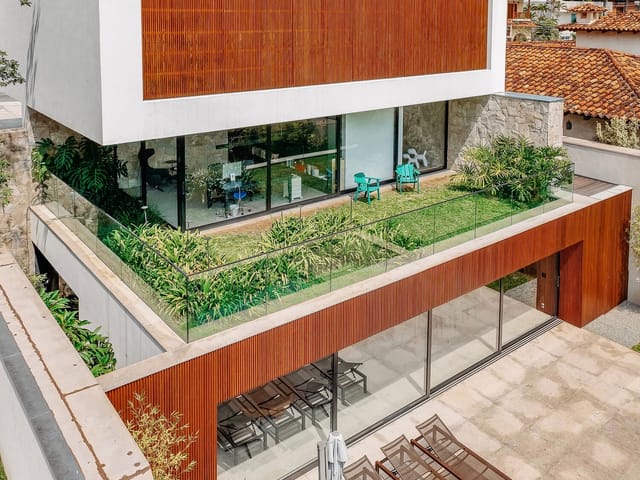 Casa com 682m² 4 quartos e 6 banheiros, à venda, no bairro Alphaville Residencial Zero em Barueri