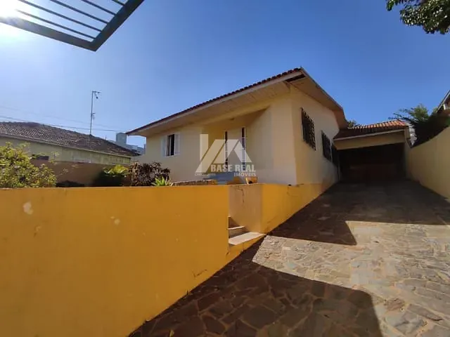 Casa com 561m² 4 quartos e 3 banheiros, à venda, no bairro Estrela em Ponta Grossa