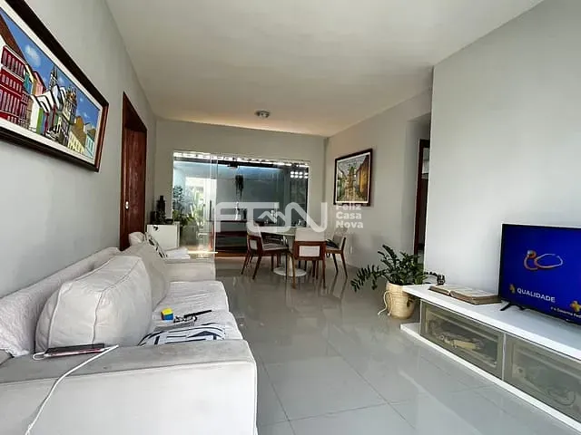 Casa 4 quartos e 5 banheiros, à venda, no bairro Buraquinho em Lauro de Freitas
