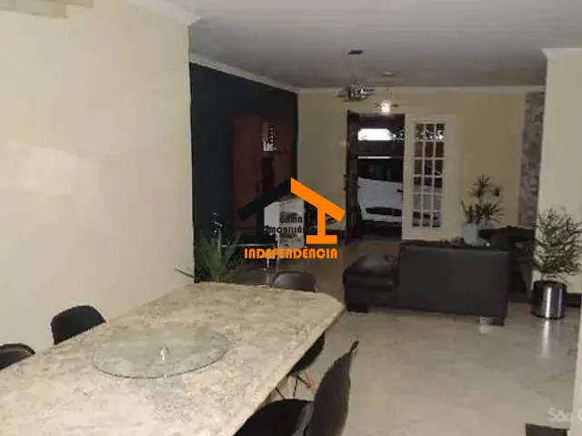 Casa com 600m² 3 quartos e 3 banheiros, à venda, no bairro Jardim do Golf I em Jandira