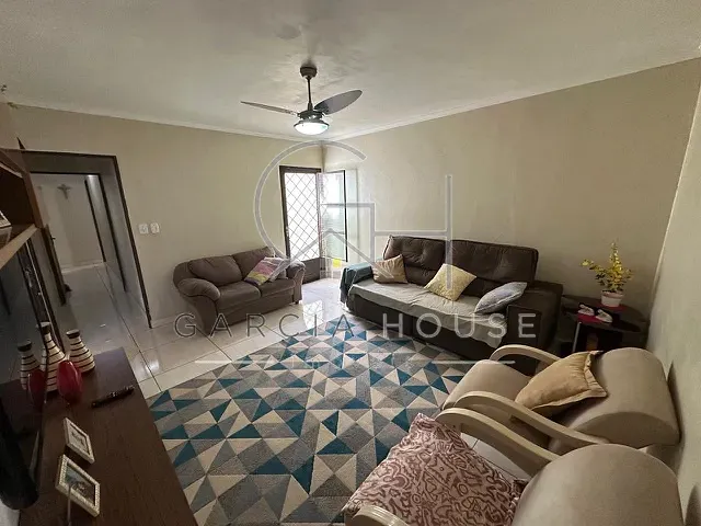Casa com 200m² 4 quartos e 2 banheiros, à venda, no bairro Quintino Facci II em Ribeirão Preto