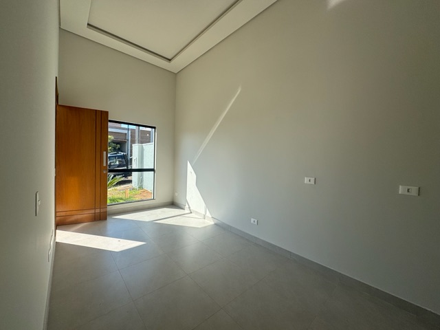 Casa com 125m² 3 quartos e 2 banheiros, à venda, no bairro Jardim Ecoville I em Cambé