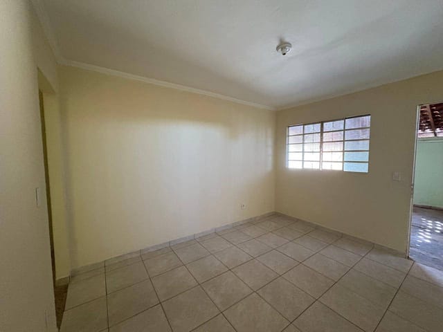 Casa com 220m² 3 quartos e 2 banheiros, à venda, no bairro Conjunto Habitacional Parque Itajaí em Campinas