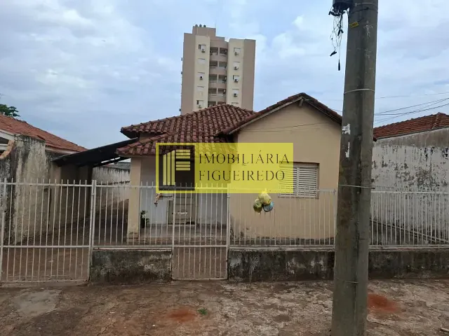 Casa com 484m² 2 quartos e 1 banheiro, à venda, no bairro Vila Boa Esperança em São José do Rio Preto