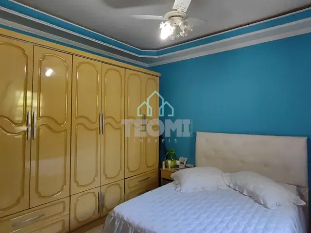 Casa com 277m² 3 quartos e 1 banheiro, à venda, no bairro Alto São Pedro em Taubaté