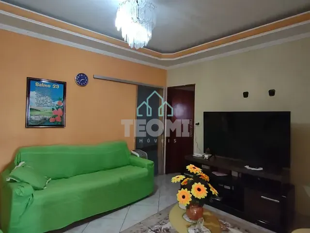 Casa com 277m² 3 quartos e 1 banheiro, à venda, no bairro Alto São Pedro em Taubaté