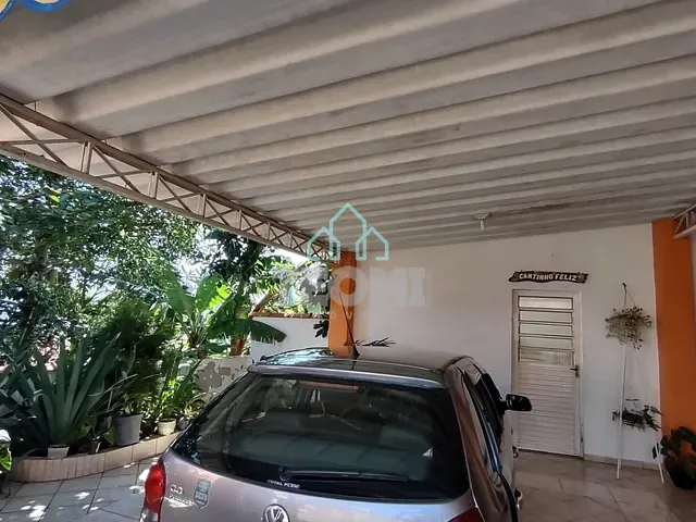 Casa com 277m² 3 quartos e 1 banheiro, à venda, no bairro Alto São Pedro em Taubaté