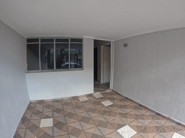 Casa com 192m² 3 quartos e 1 banheiro, à venda, no bairro Jardim Santa Rita em São João da Boa Vista