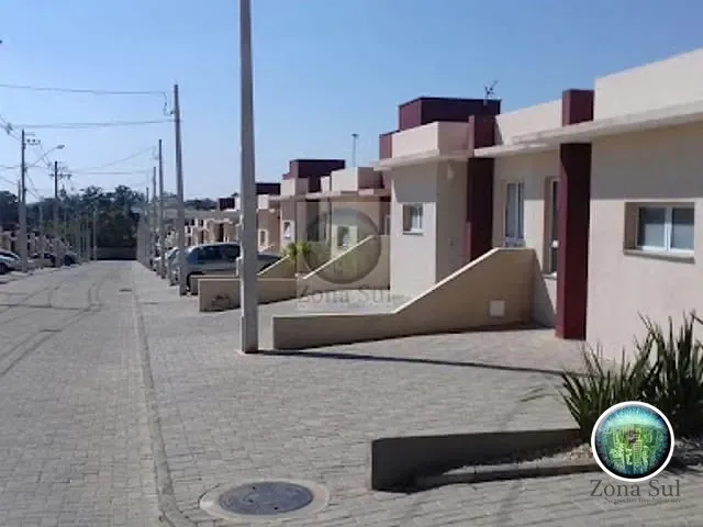 Casa com 54m² 2 quartos e 1 banheiro, à venda, no bairro Vila Pedroso em Votorantim