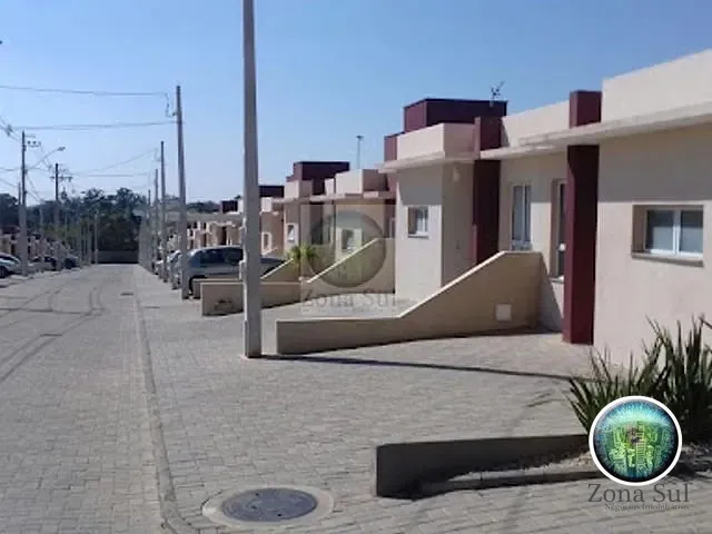 Casa com 54m² 2 quartos e 1 banheiro, à venda, no bairro Vila Pedroso em Votorantim