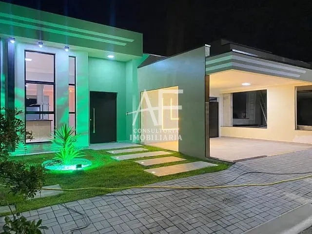 Casa com 253m², à venda, no bairro Guedes em Tremembé