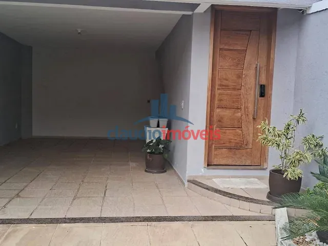 Casa com 288m² 3 quartos e 2 banheiros, à venda, no bairro Jardim Belvedere em Volta Redonda