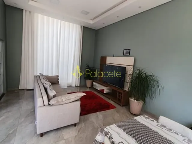 Casa com 301m² 3 quartos e 3 banheiros, à venda, no bairro Jardim Morumby em Taubaté